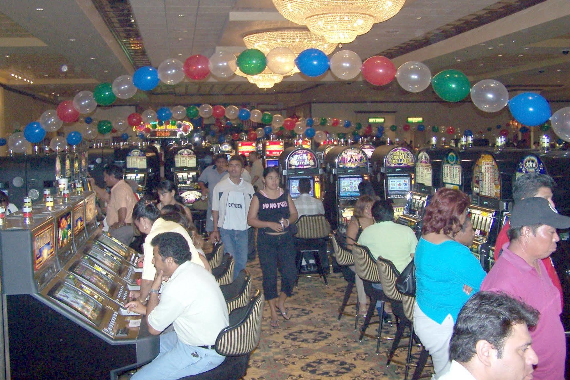 Las Vegas Hotel & Casino โคโรซอล ภายนอก รูปภาพ